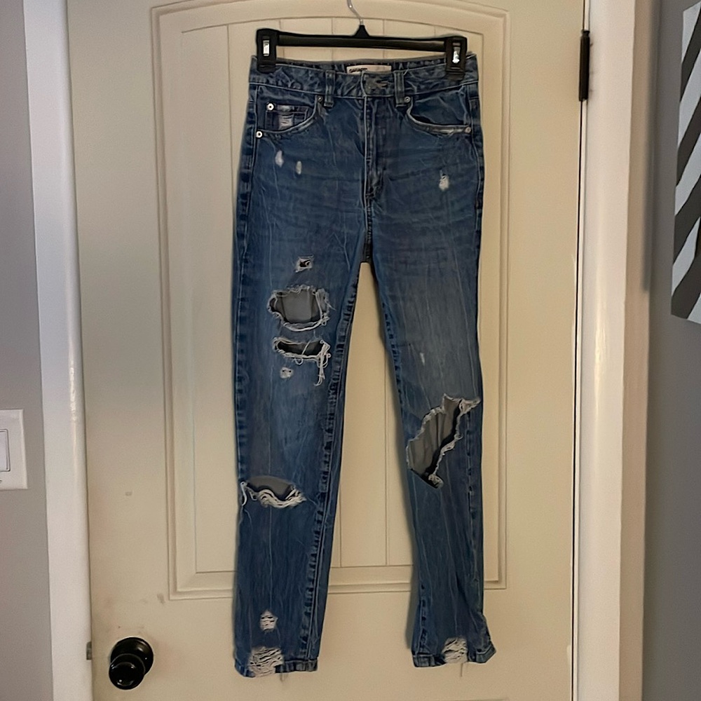 Garage ripped jeans